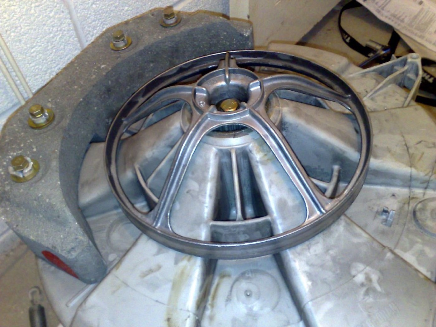 Loose Wheel Nuts and Torque: Why It Matters